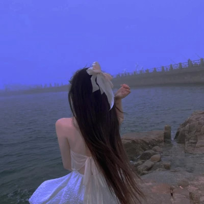 超好看女生头像背影唯美高清图片