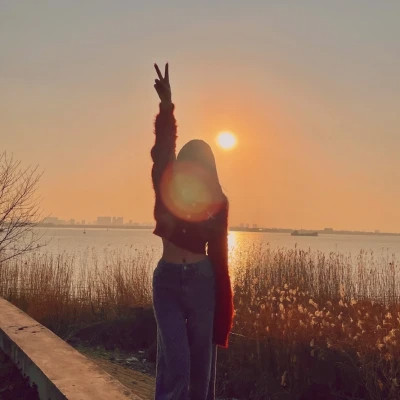 超好看女生头像背影唯美高清图片