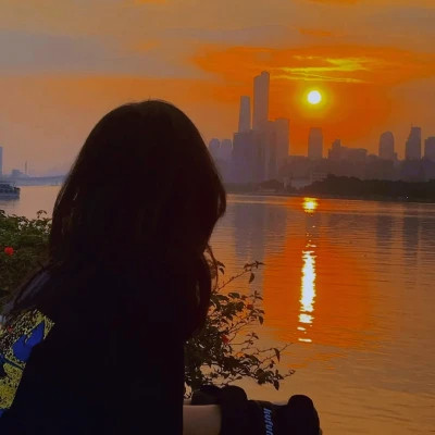 超好看女生头像背影唯美高清图片