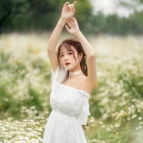 旅行头像女