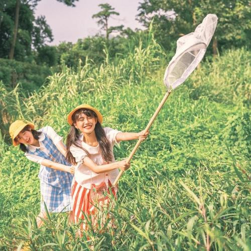旅行头像女