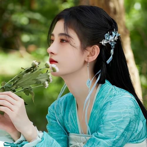旅行头像女