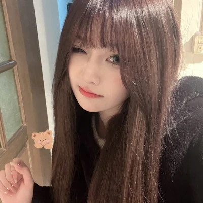 女生2025最火真人头像