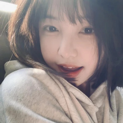 微信真人美女头像2025