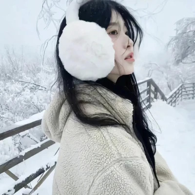 微信真人美女头像2025