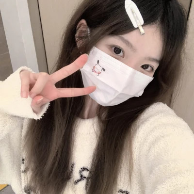 2025女生头像好看真人自然的照片