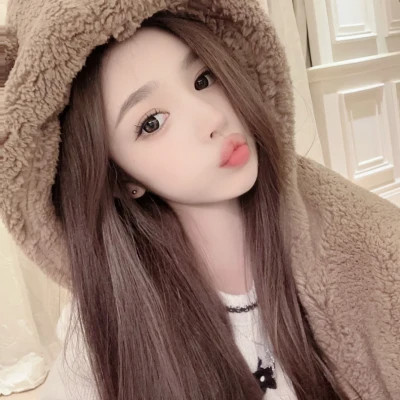2025女生头像好看真人自然的照片