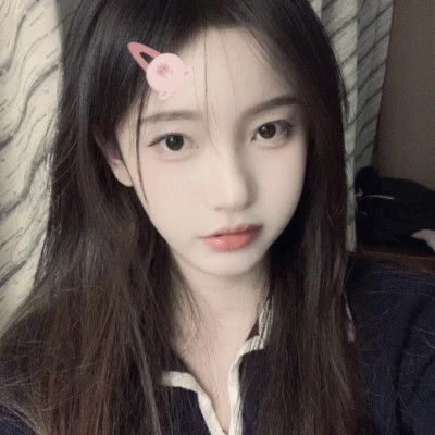 2025女生头像好看真人自然的照片