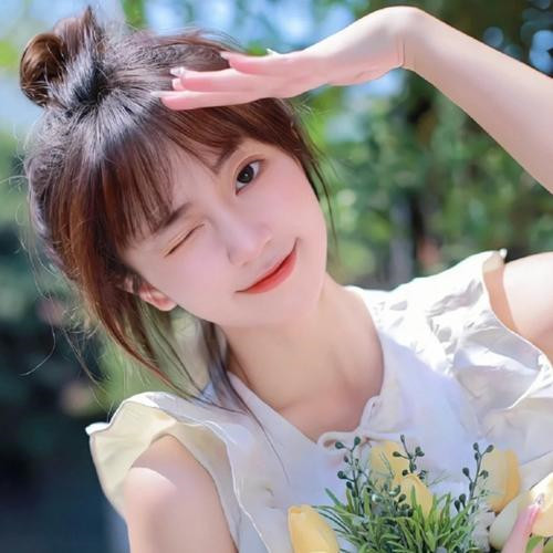 2025最火好看女生头像