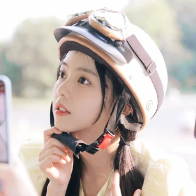 2025超好看图片女头