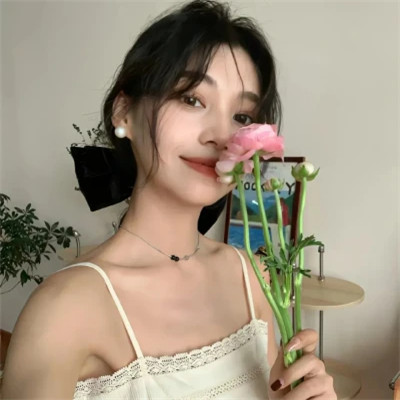 头像2025女可爱真人漂亮图片