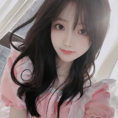 微信清纯干净真人女头像图片