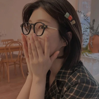 微信清纯干净真人女头像图片