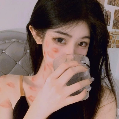女头清纯可爱真人高清图片