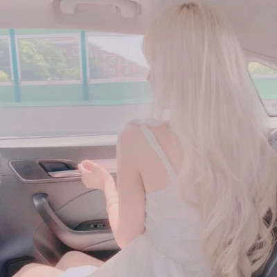 最火女生头像不露脸