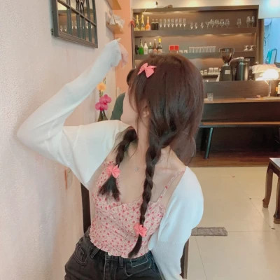 最火女生头像不露脸