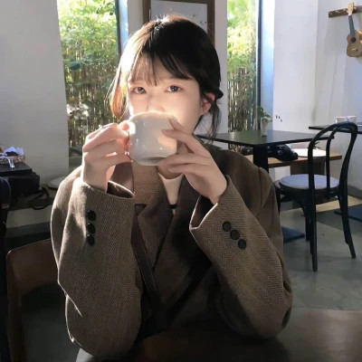 qq女生头像2025最新版