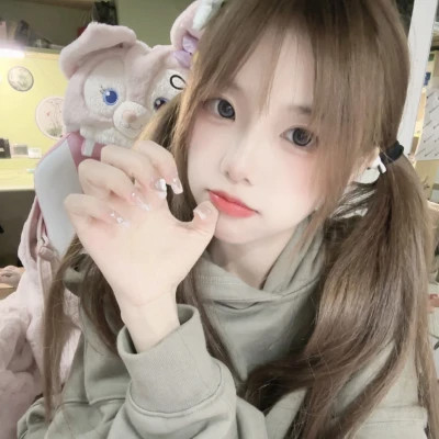 qq女生头像2025最新版