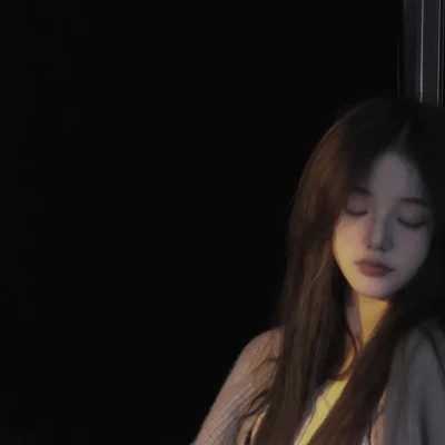 高级氛围感ins女生头像