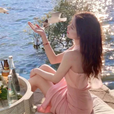 超赞的真人女生2025年头像图片