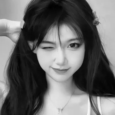 女生黑白微信头像图片