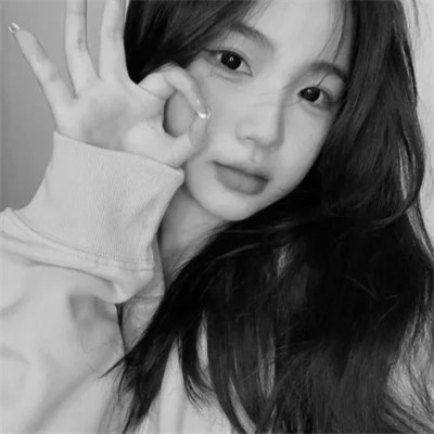 女生黑白微信头像图片