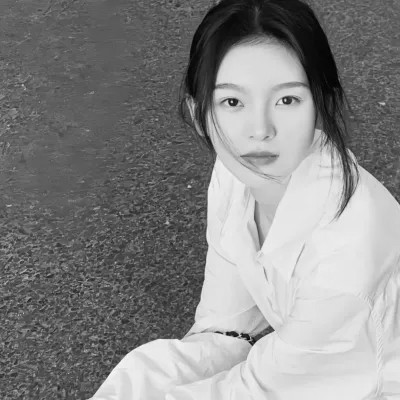 女生黑白微信头像图片
