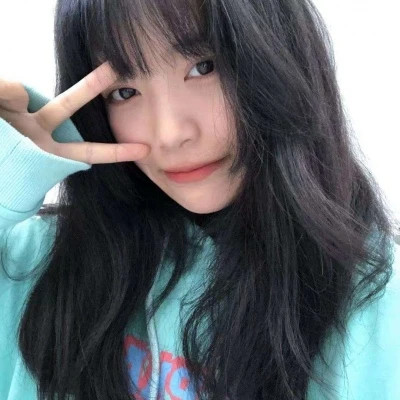 2025永久不换的头像女生