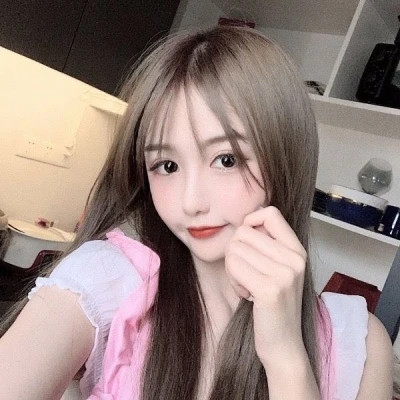 2025永久不换的头像女生