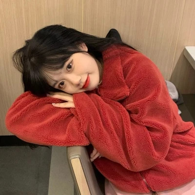 2025永久不换的头像女生