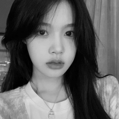 女生微信黑白头像