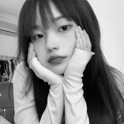 女生微信黑白头像