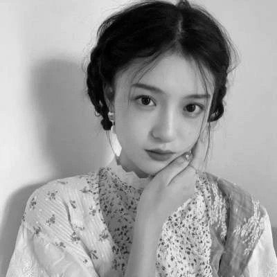 女生微信黑白头像