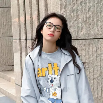 2025最新款微信头像女