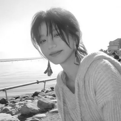 黑白头像女高清无水印真人