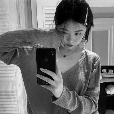 黑白头像女高清无水印真人