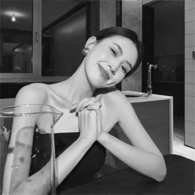 黑白头像女高清无水印真人