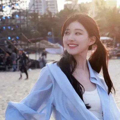 2025最新精致流行女生头像