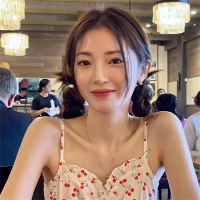 2025最新精致流行女生头像
