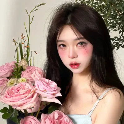 2025最新精致流行女生头像