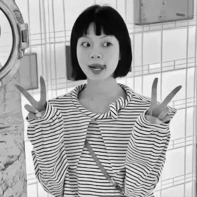 气质女黑白头像真人