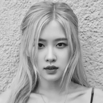 气质女黑白头像真人