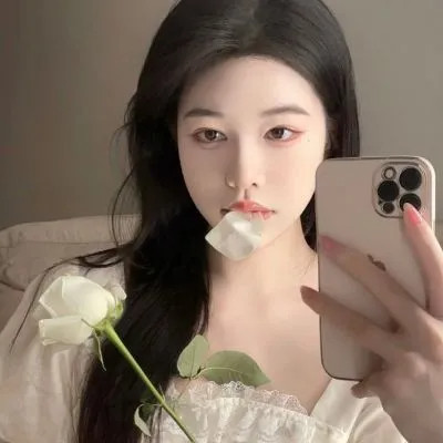 2025女生高级感头像图片