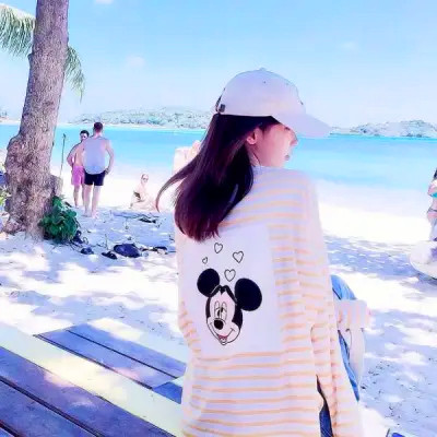 2025女生头像爆款图片