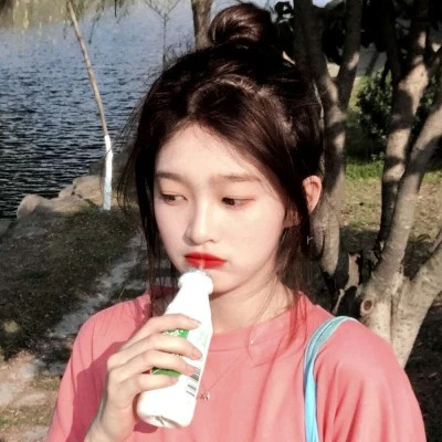 2025女生头像小清新