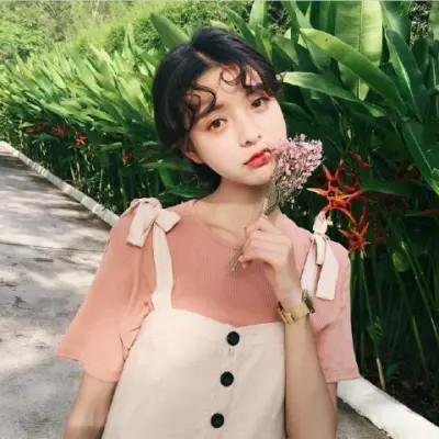 2025年女生潮流头像图片