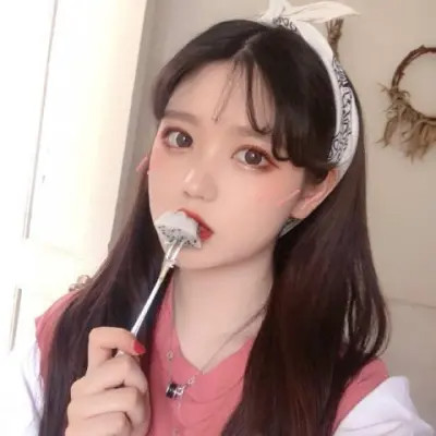 2025年女生潮流头像图片