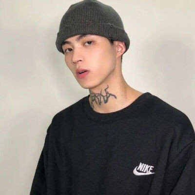 2025男生头像高清真人图片