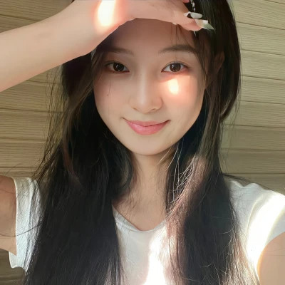 真人宝藏女生头像图片