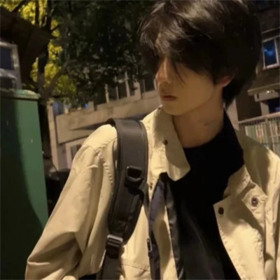 2025最新真人男头